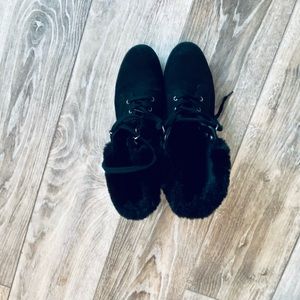 LIKE NEW Old Navy Black High Top Boots SIZE 8